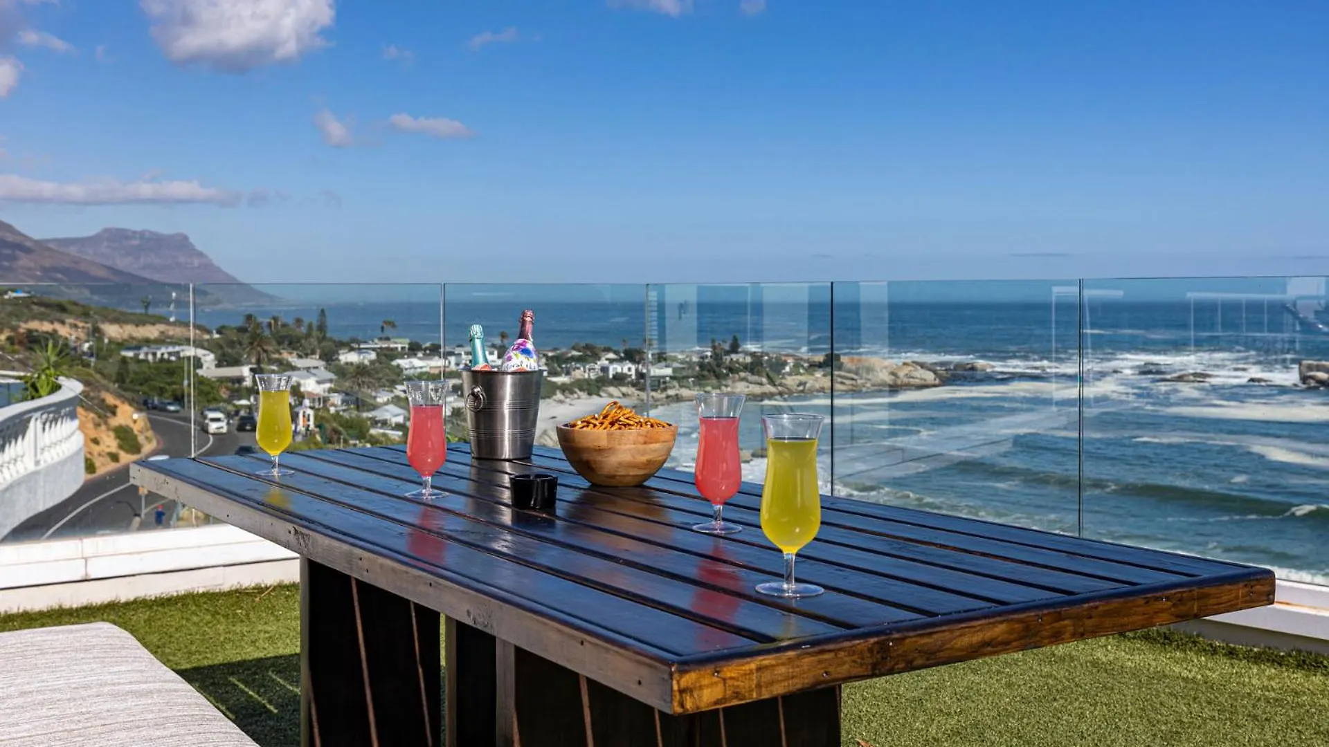 Apartment Clifton Yolo Spaces - Clifton Beachfront Penthouse Kapstadt