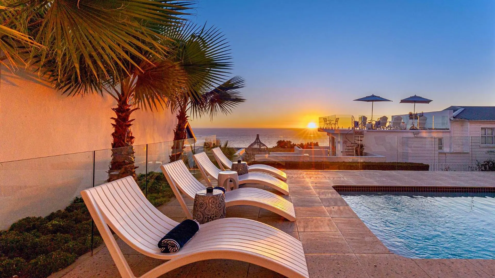 Clifton Yolo Spaces - Clifton Beachfront Penthouse Cape Town Apartment