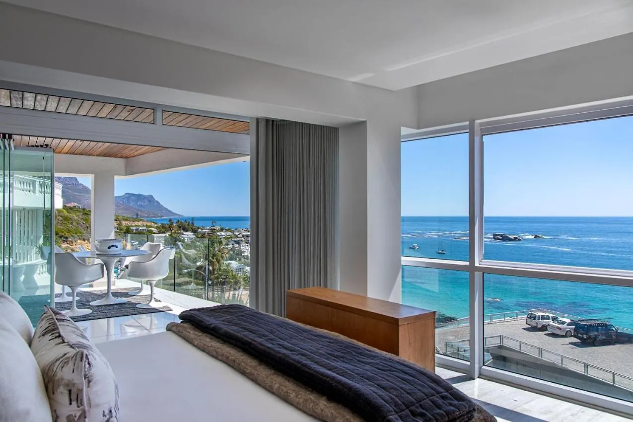 Clifton Yolo Spaces - Clifton Beachfront Penthouse Kapstadt 0*,